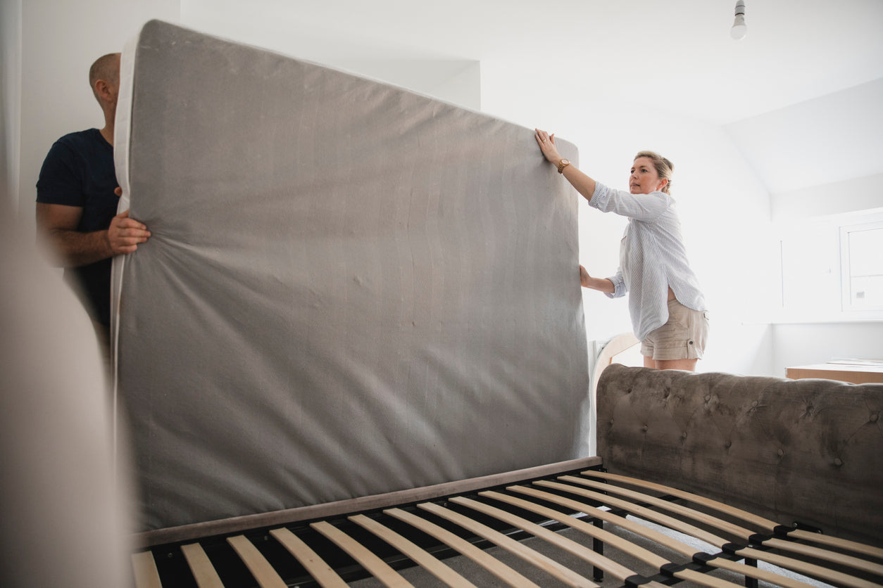 Comprehensive Breakdown on How to Move a Mattress Ecoy™