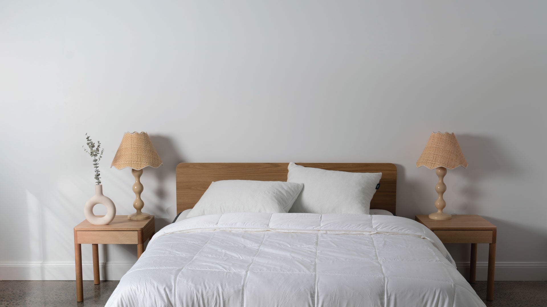 Quilts, Pillows, Protectors & Blankets