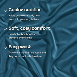 Fur-friendly Bamboo Flat Sheet in Reef Teal, close-up
