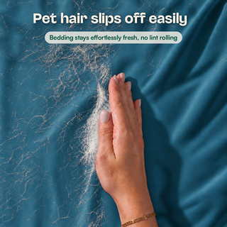 Fur-friendly Bamboo Flat Sheet in Reef Teal, close-up