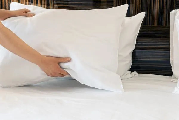 What are the pros and cons of latex foam?