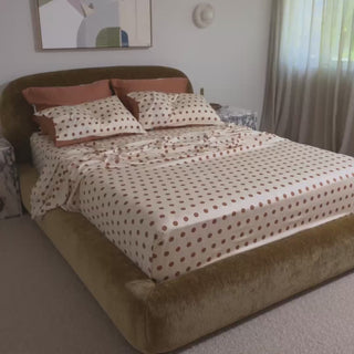 Caramel Polka sheets video